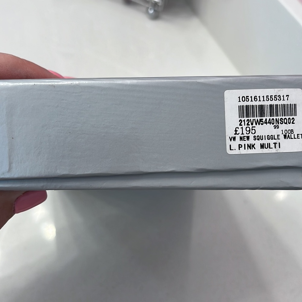 Vivienne Westwood zip wallet in box. - Picture 12 of 12